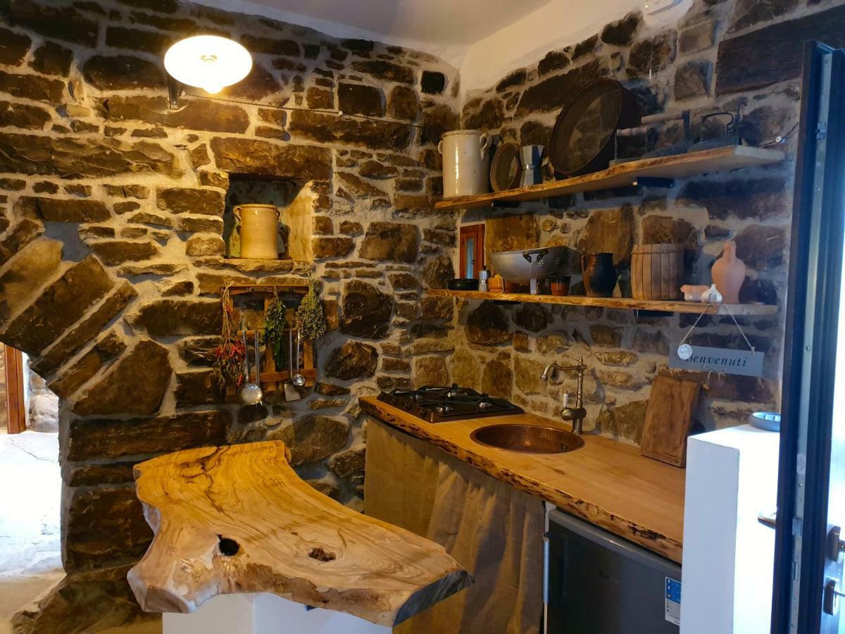 Apartamento Casa Contadina Castelmezzano Exterior foto